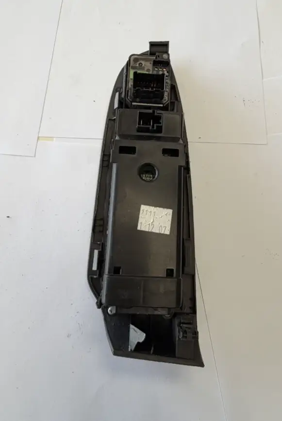 Side View Mirror Control 35750S9VA110M1, 6V18 fits 03 04 05 06 07 08 Honda Pilot by Honda