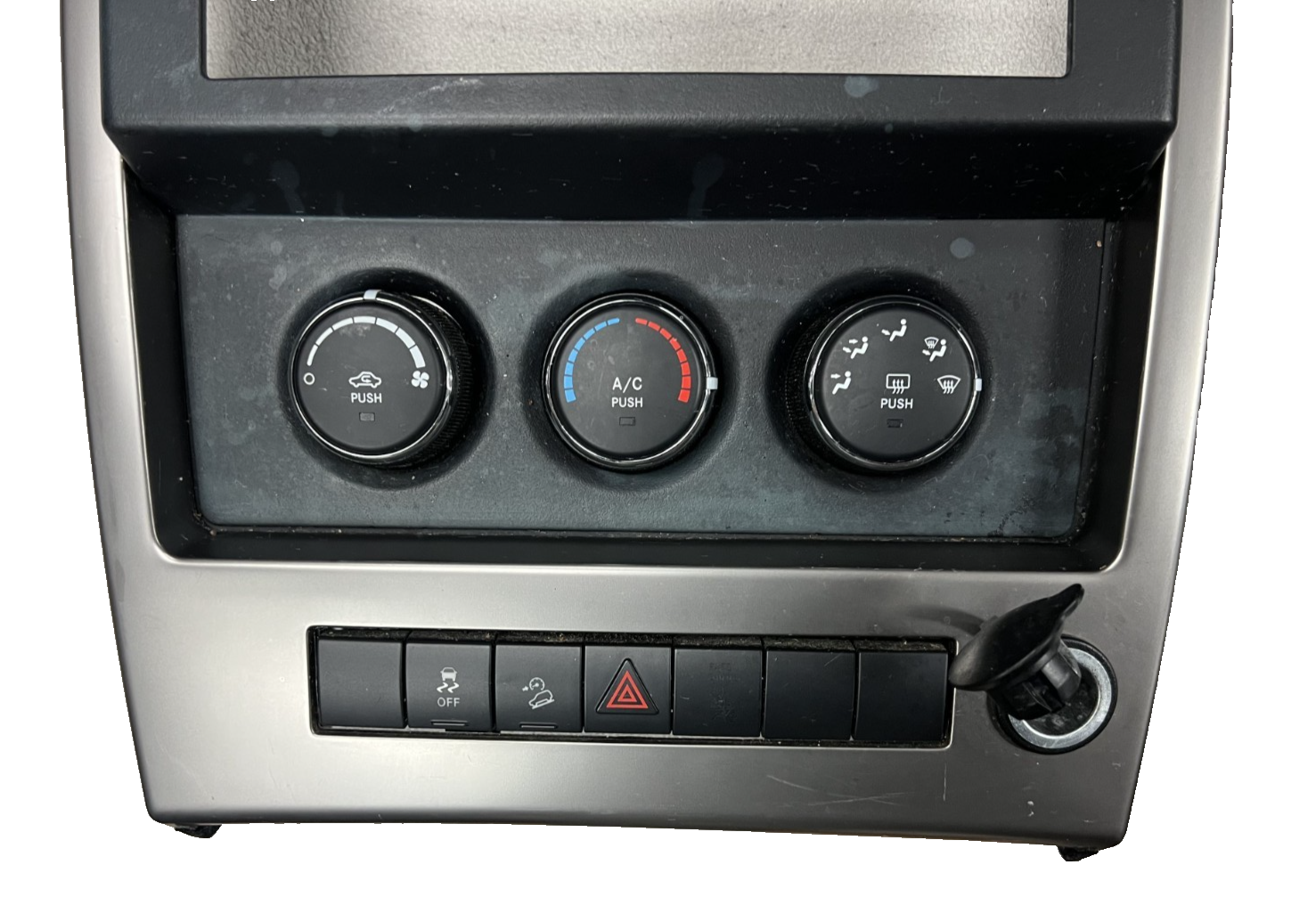 2008-2012 Jeep Liberty Center Dash Radio Climate Control Trim Bezel 55111943AE