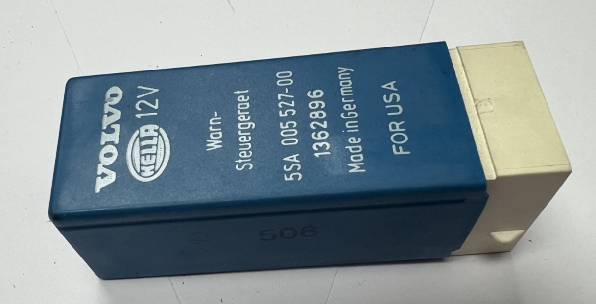 1997 1998 Volvo V90 Seat Belt Warning Reminder Relay 1362896, 5SA 005 527 00