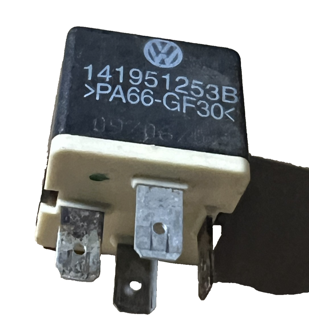 Multifunction Relay 141951253B fits 1999 2000 2001 2002 2003 2004 2005 Audi TT