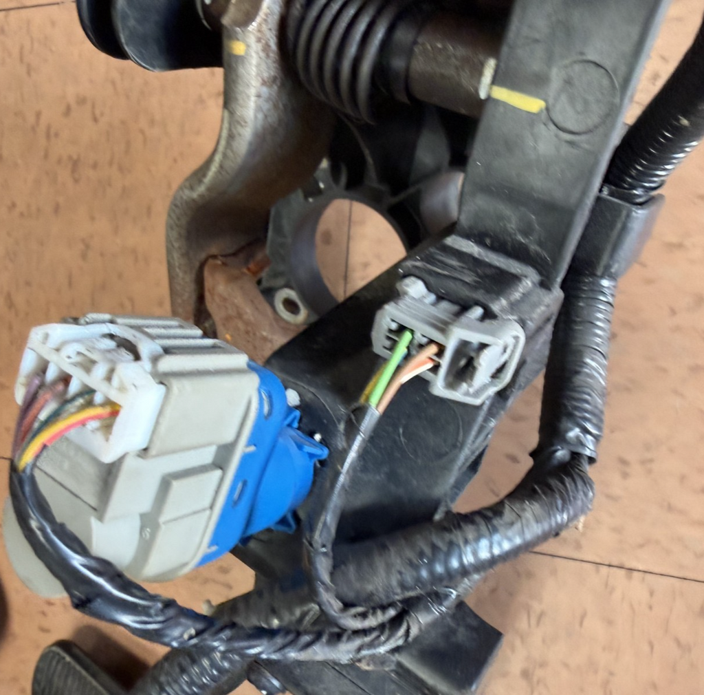 2008-2012 Ford Taurus Gas Accelerator Power Go Pedal Assembly 7F9A-9F836-AA