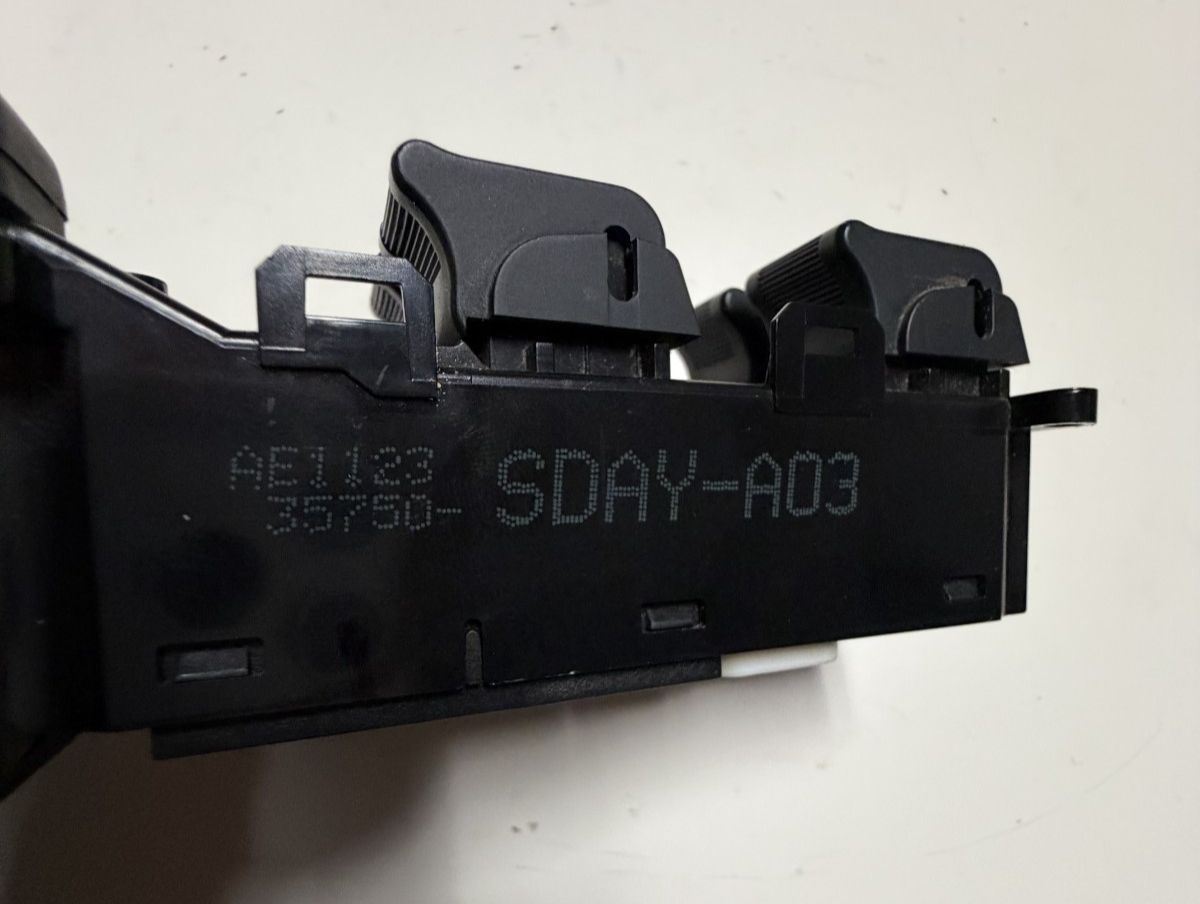 2003-2004 Honda Accord Master Power Window Switch Left LH 35750 SDAY A03, AE1123 by Honda