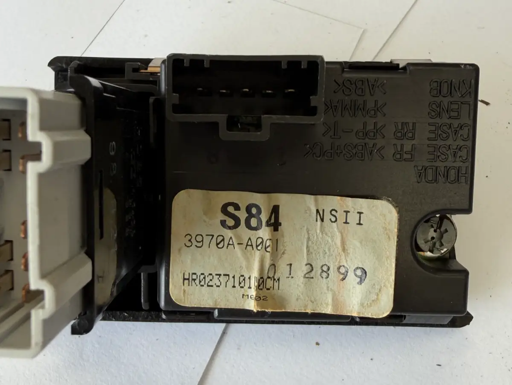 Fits 1998 1999 2000 98 99 00 Honda Accord Dash Center Digital Clock 3970A A001 by Honda