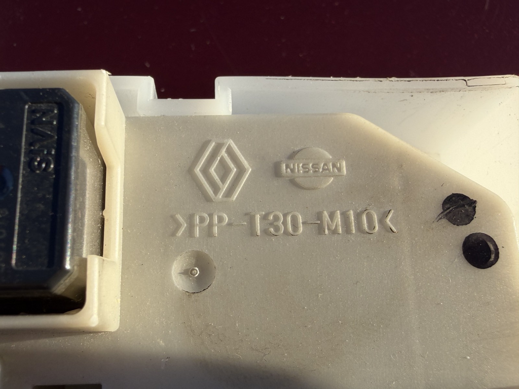 2006-2010 Nissan Titan Armada Engine Relay Fuse Box Fusebox 284B6ZE00C