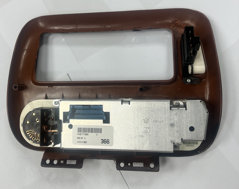 96-00 Dodge Caravan Town Country Radio AC Heater Climate Control OEM P4677366