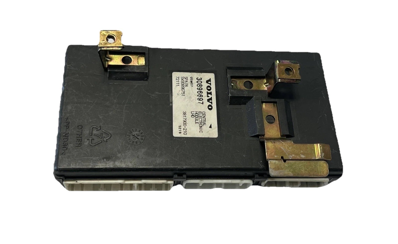 2000 2001 2002 2003 2004 Volvo V40 Central Electronic Module CEM OEM 30896697