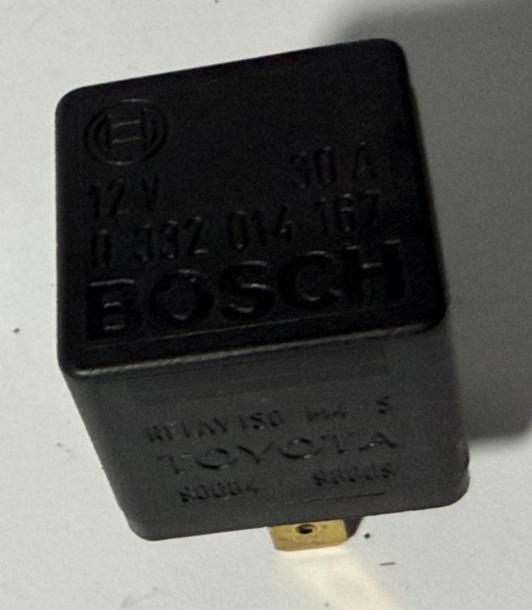 1994-1997 Toyota Corolla Circuit Opening Relay 12V 0 332 014 167, 90084 98009