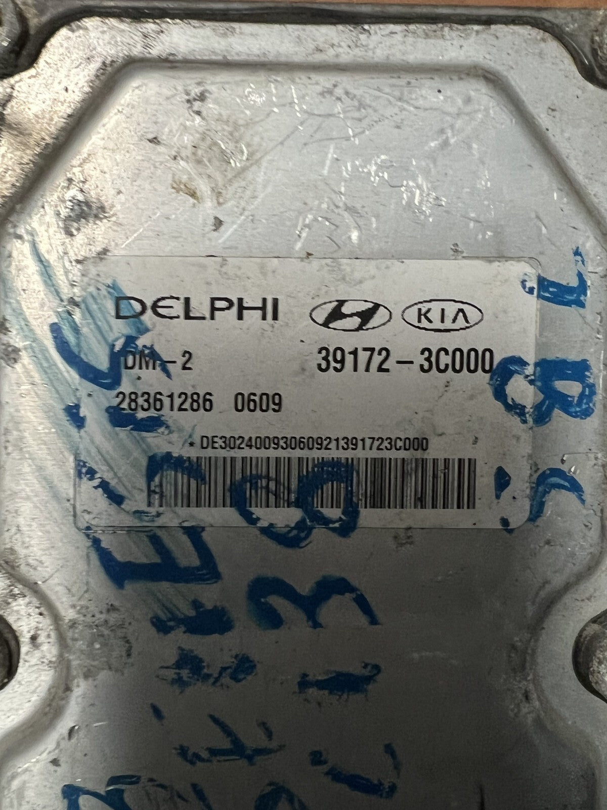 2012-2014 Hyundai Genesis Fuel Injector Drive Box Control Module OEM 39172-3C000