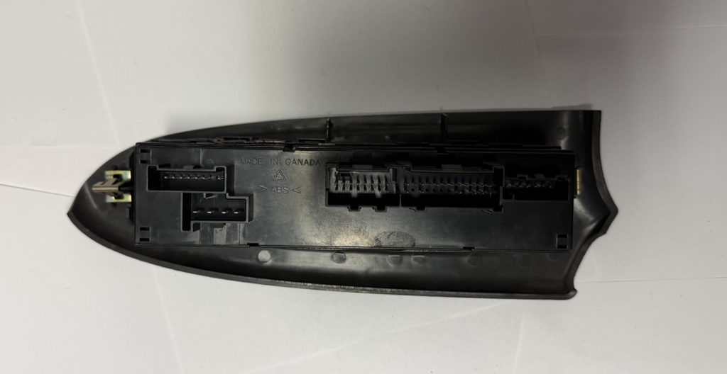02-05 Chevy Trailblazer Master Driver Window Switch with Heated Seat 15096224