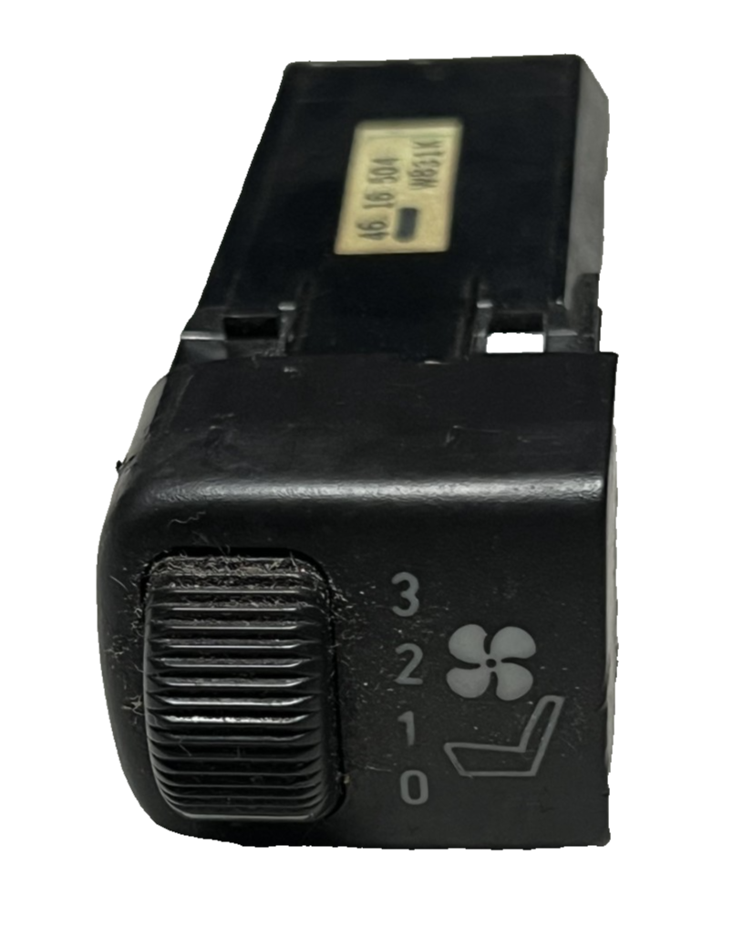 00-08 Saab 9-5 Front Power Seat Ventilation Air Control Switch Button 46 16 504