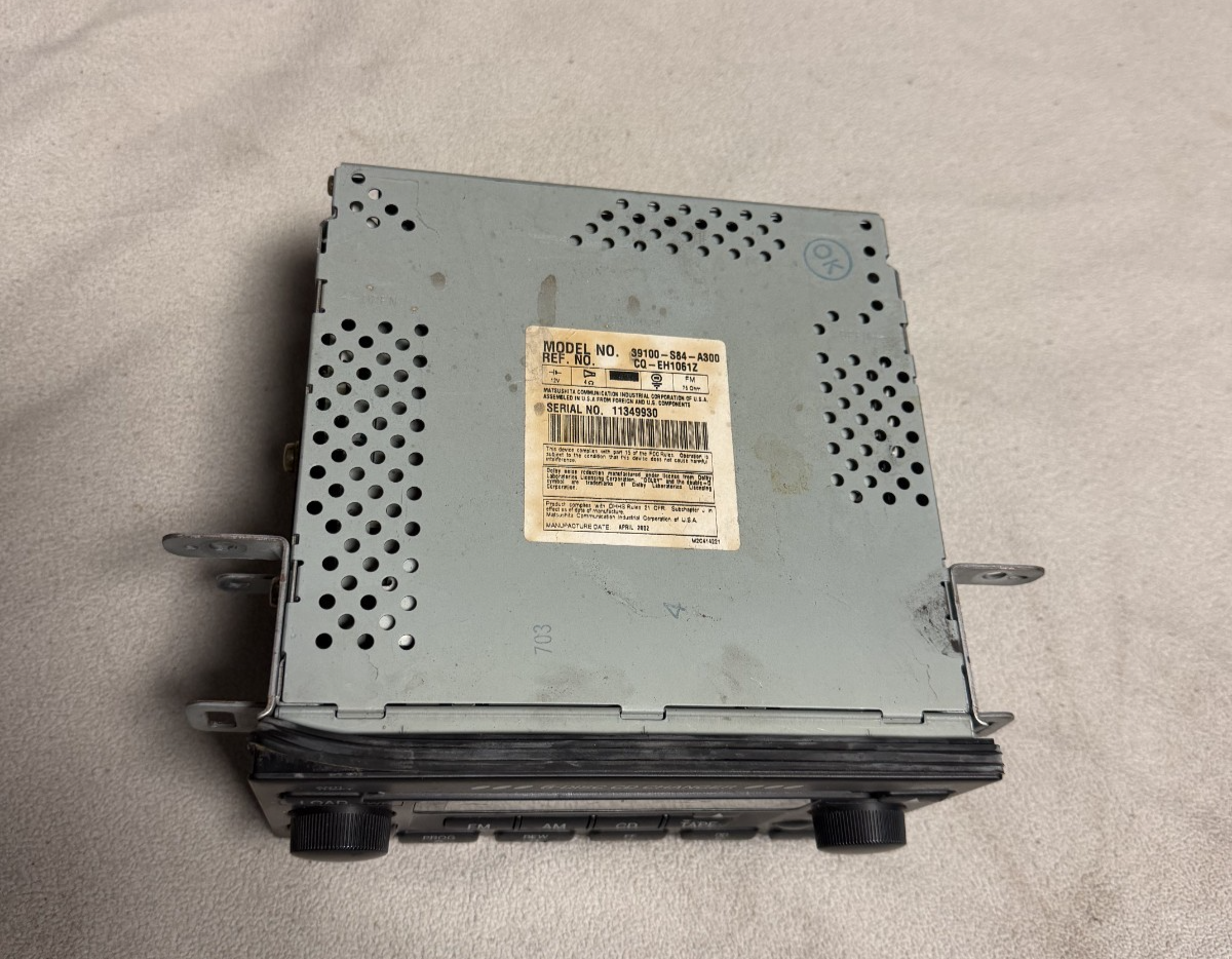 01-02 Honda Accord Stereo AM FM CD 6 Disc Radio Receiver 39100 S84 A300
