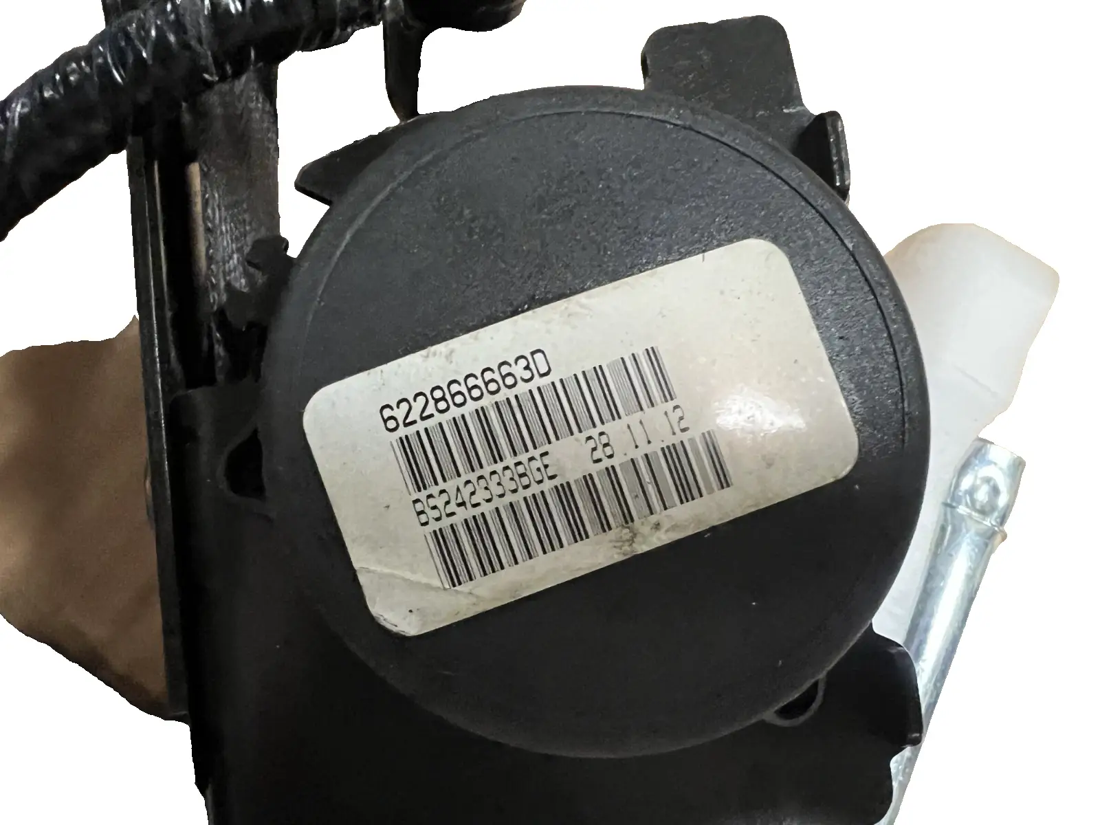 2013-2014 Nissan Sentra Seat Belt Seatbelt Retractor Front Right Passenger Side by Unbranded