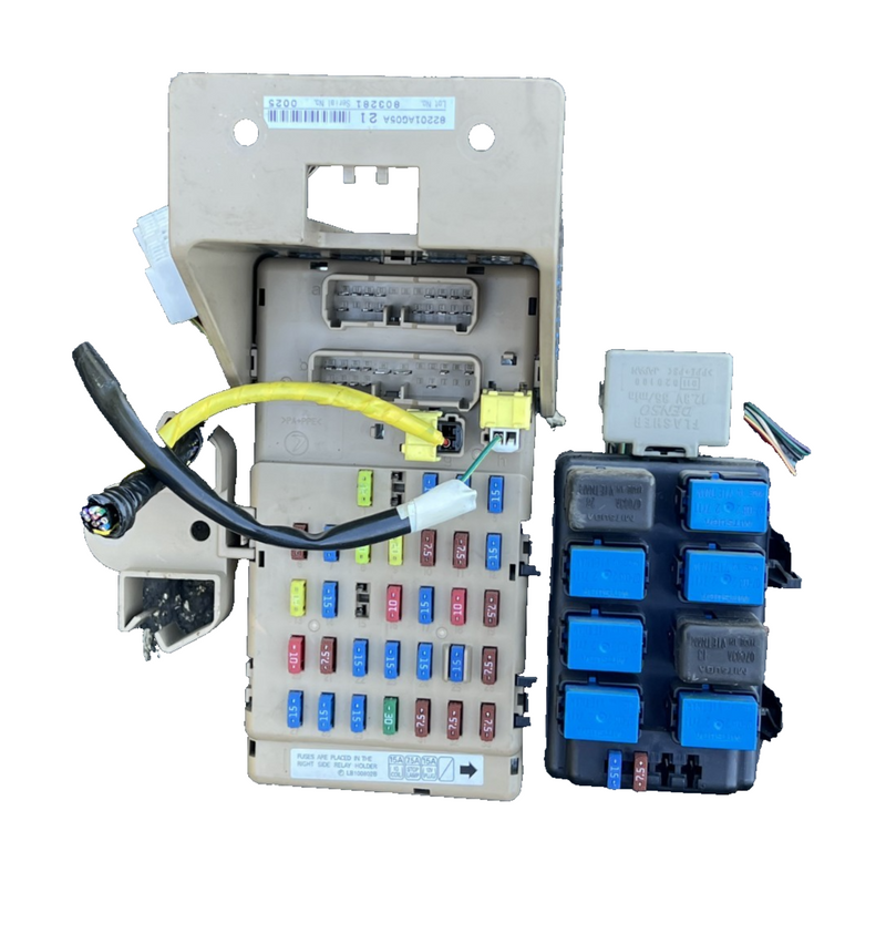 2004-2009 Subaru Outback Legacy Cabin Fuse Relay Junction Box 82201AG05A
