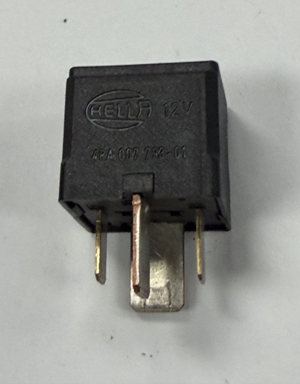 1995-2005 Volvo Multi-Use Black 4 Pin Relay 4RA 007 793 01