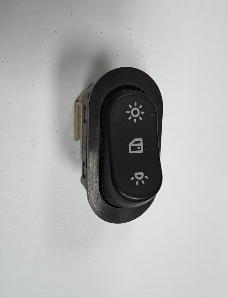 1999 2000 2001 2002 99 00 01 02 Saab 9-3 Interior Light Switch 4411997 Black