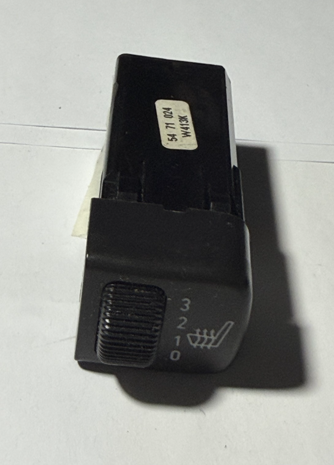 99 1999 Saab 9-5 95 Heated Seat Warmer Control Switch 54 71 024, W413K