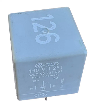 #126 Relay 12V 10A 1H0 911 251 fits 2000 2001 2002 2003 2004 2005 Audi TT