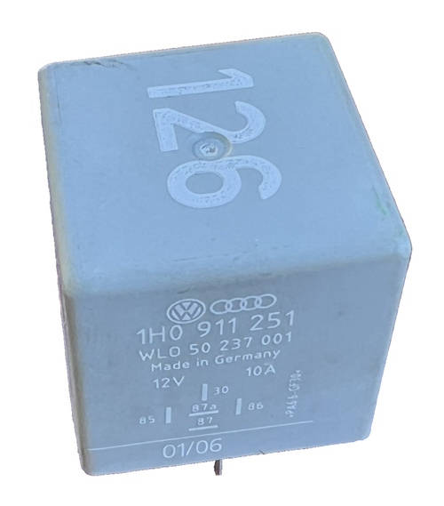 #126 Relay 12V 10A 1H0 911 251 fits 2000 2001 2002 2003 2004 2005 Audi TT
