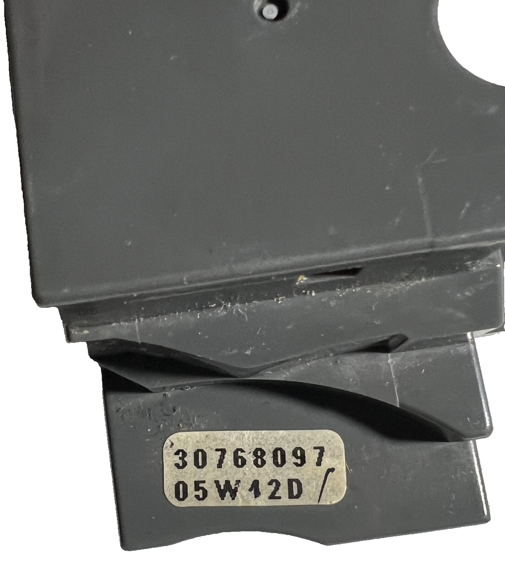 2004 2005 2006 04 05 06 Volvo S80 Turn Signal Info Reset Switch 30768097 Black