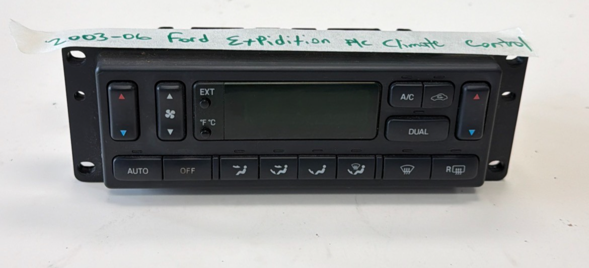 2003-2006 Ford Expedition AC Temperature Climate Control 4L14 18C612 AC Black