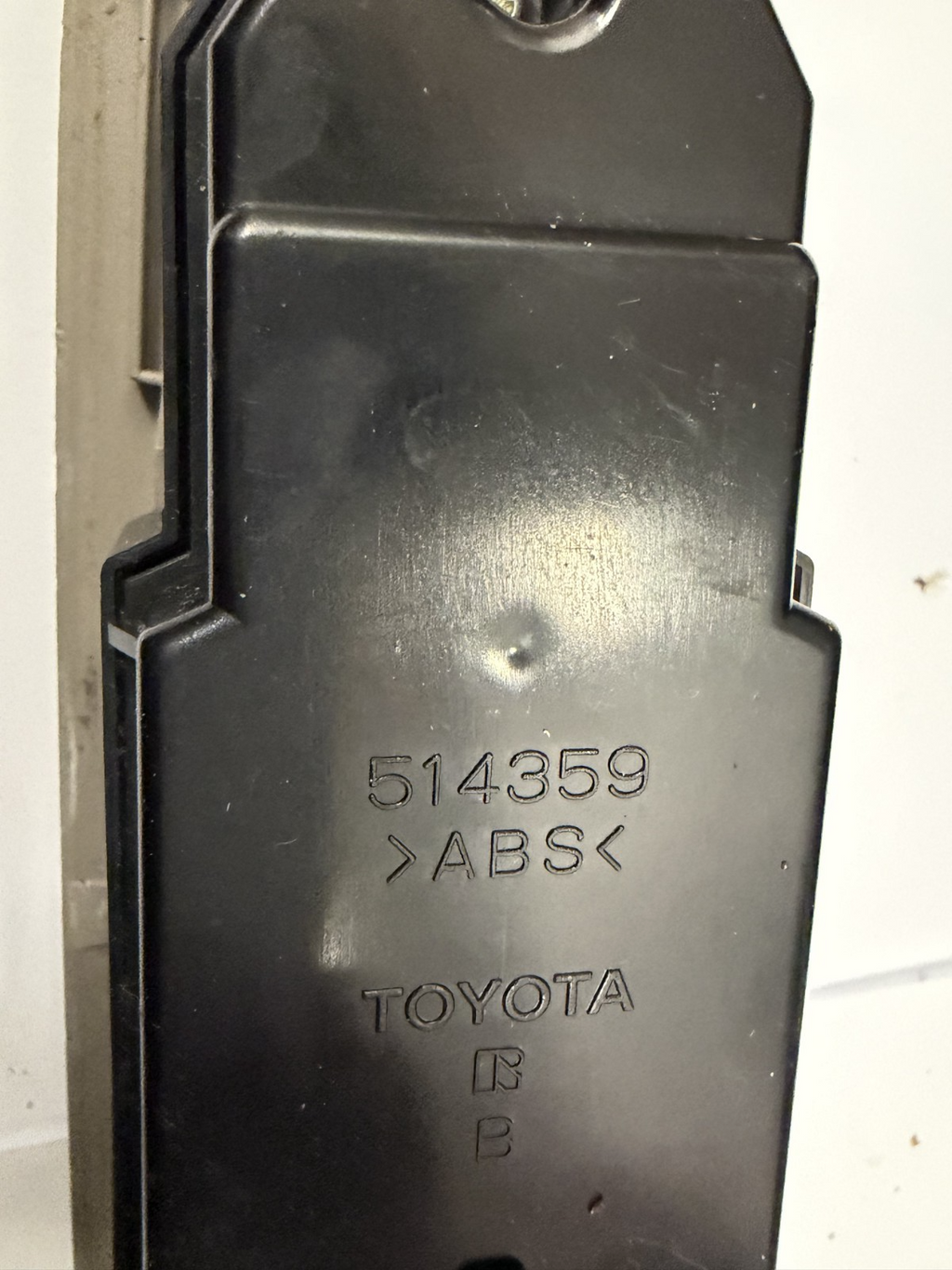 2001-2007 Toyota Sequoia Master Power Window Switch Left Driver 514359