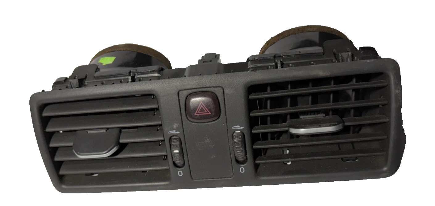 03-14 Volvo XC90 Front Center Dash Heater AC Vents with Hazard Switch 30739319