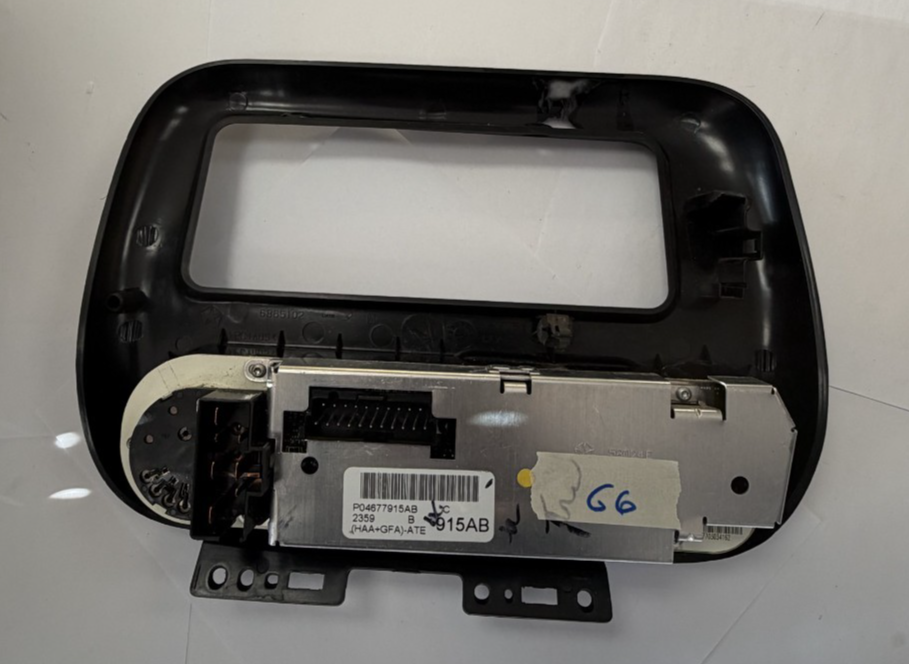 99-00 Dodge Grand Caravan AC Heater Temperature Climate Control 04677915AB