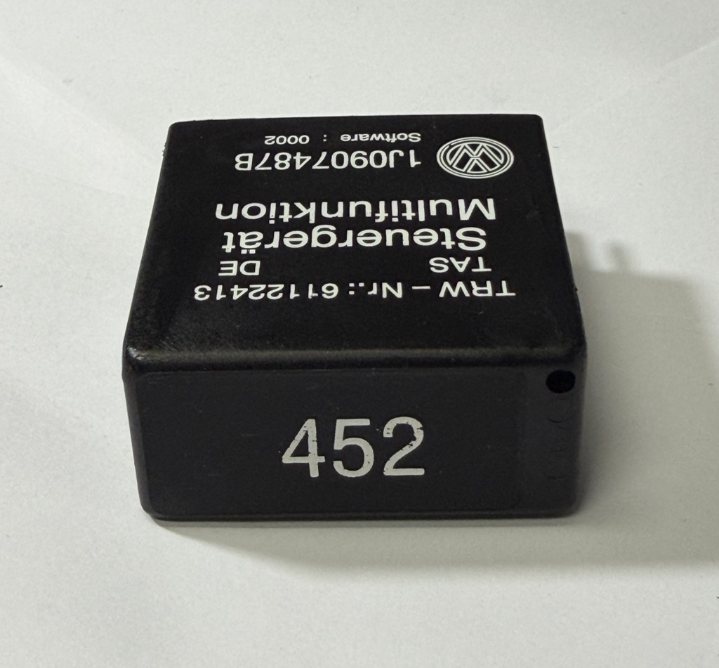 Multi-Function Relay 1J0907487B Black fits 2000-2005 Volkswagen VW Jetta