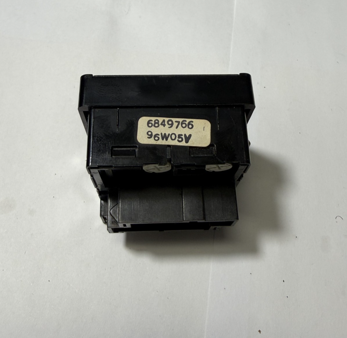 1994-1998 Volvo 850 960 V90 S90 Headlight Lamp Control Switch 6849766, 96W05V