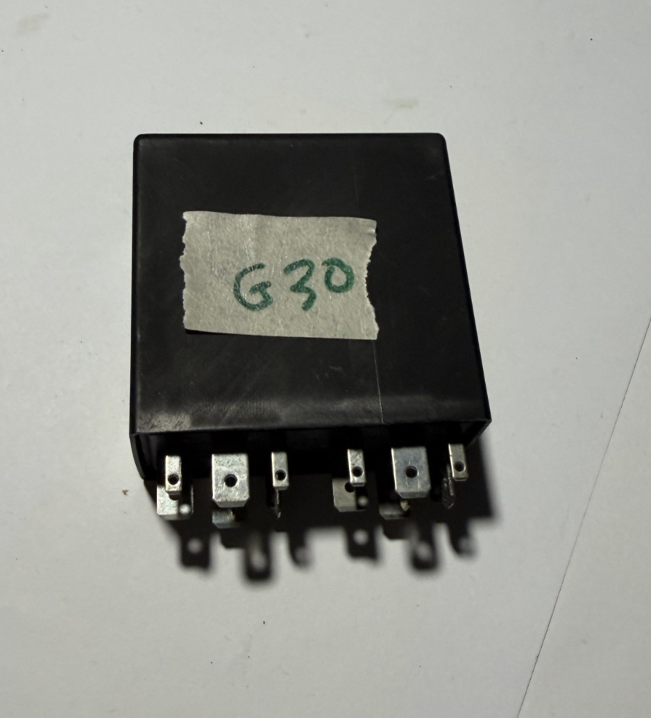 1999-2005 Volkswagen Passat Multifunction Steering Relay #451 1J0907487A