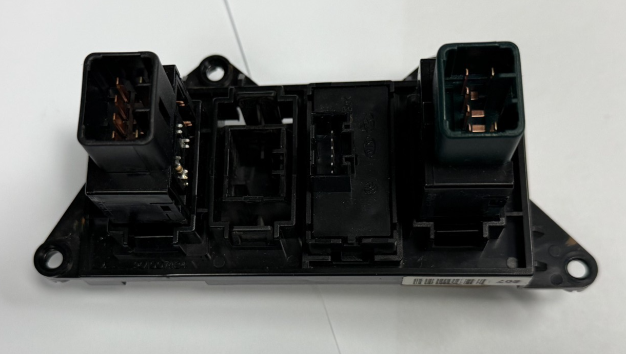 2011-2013 Hyundai Elantra Active Eco Light Traction Control Switch 202007239