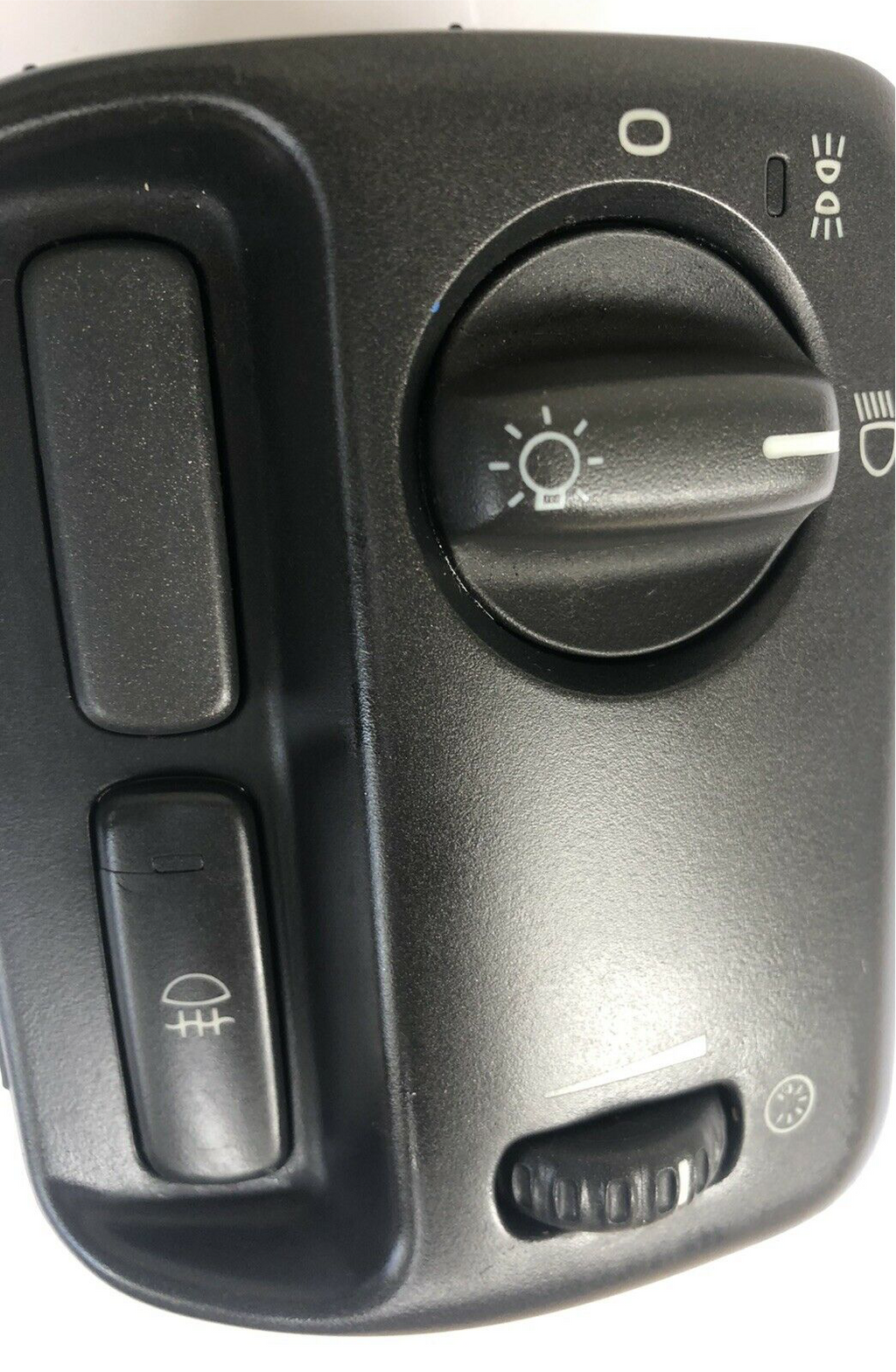 Headlight Control Switch OEM 9459983 – Volvo S80