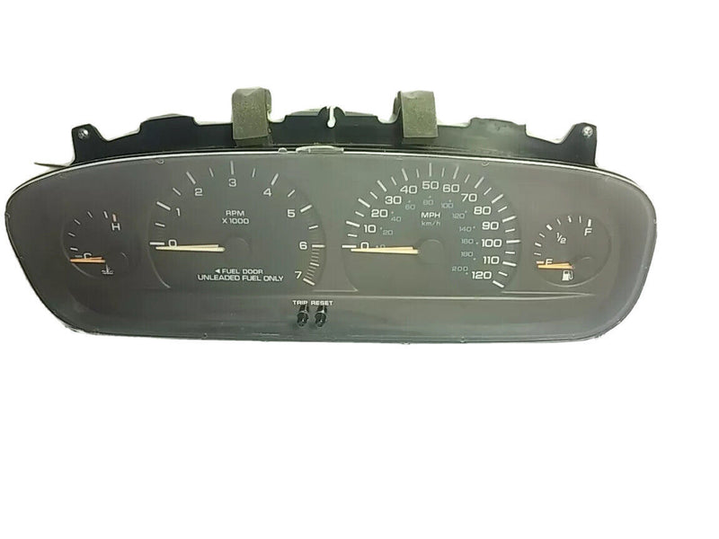 Like-new 1996-1998 Chrysler Town Country instrumental gauge cluster speedometer