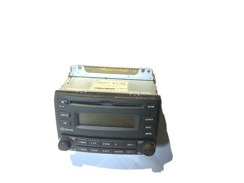 2007-2010 Hyundai Elantra Single Disc CD Player Radio Receiver MP3 OEM. USED