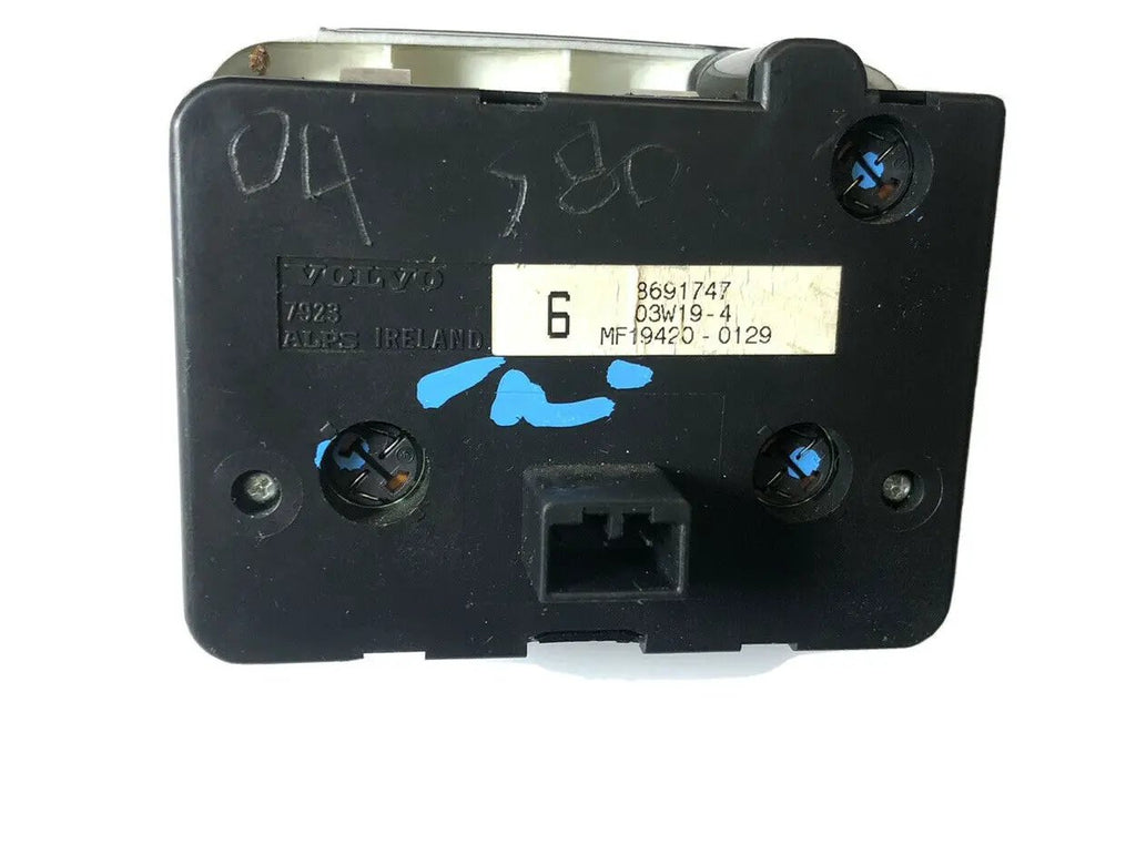 Headlight Switch Dash Mounted Fits 2004 Volvo 80 Series OEM by Volvo
