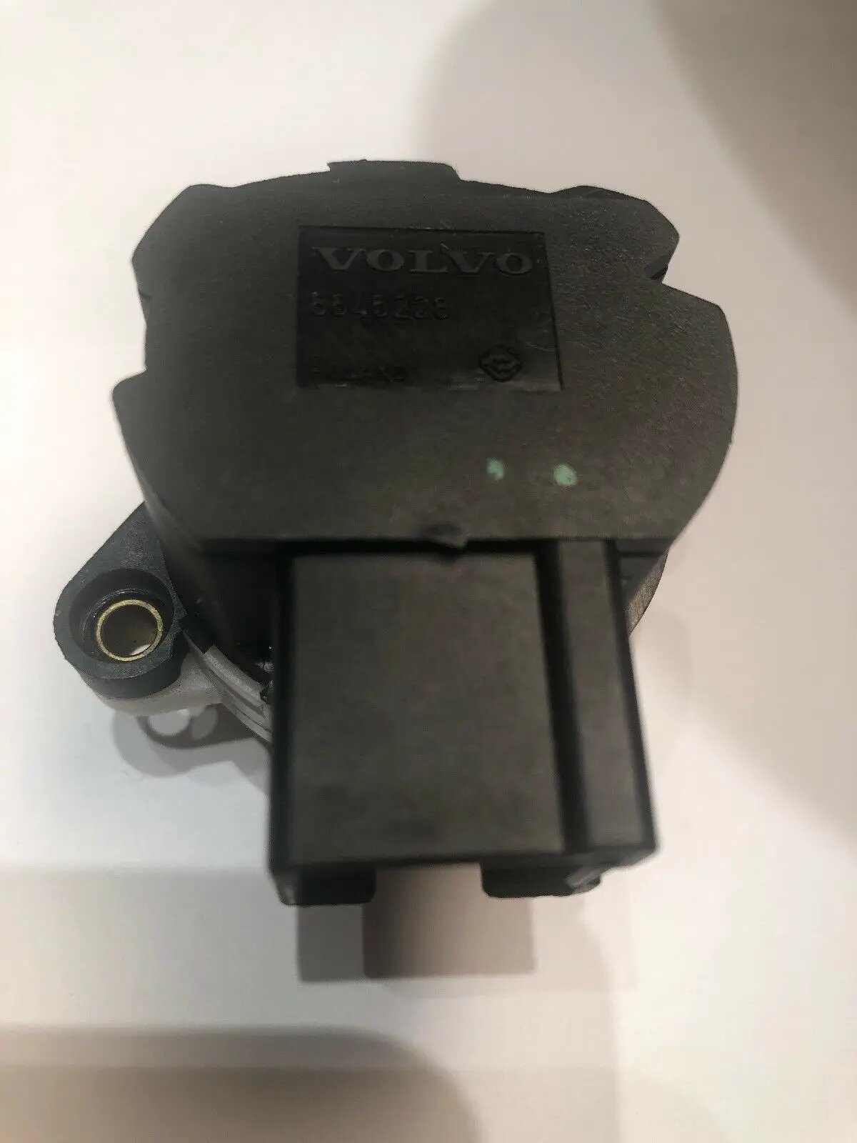 Volvo steering column Ignition switch 8645228 V70 S60 XC90 XC70 S80 01-09 by Volvo