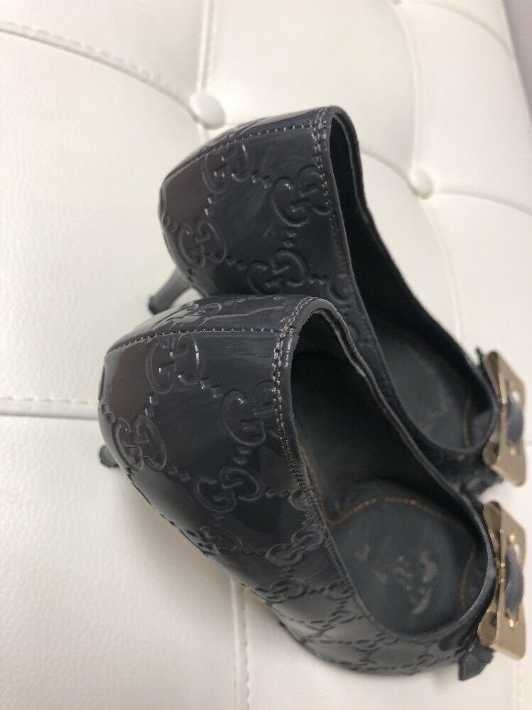 Gray Peep Toe G Patent Letter Embossed Shoes