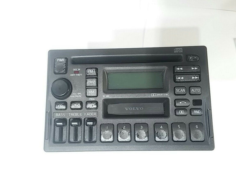 98-00 99 volvo v70 s70 v70xc v40 s40 CD & cassette player radio w code 3533771