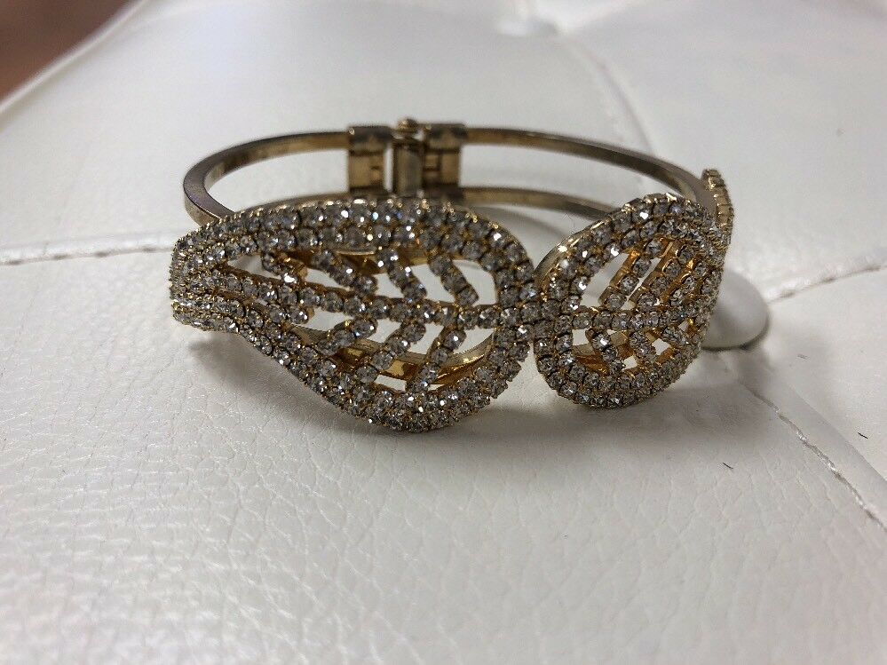 VINTAGE DECO  DESIGNED GOLD & SILVER PLATED  SNAP ON BRACELET