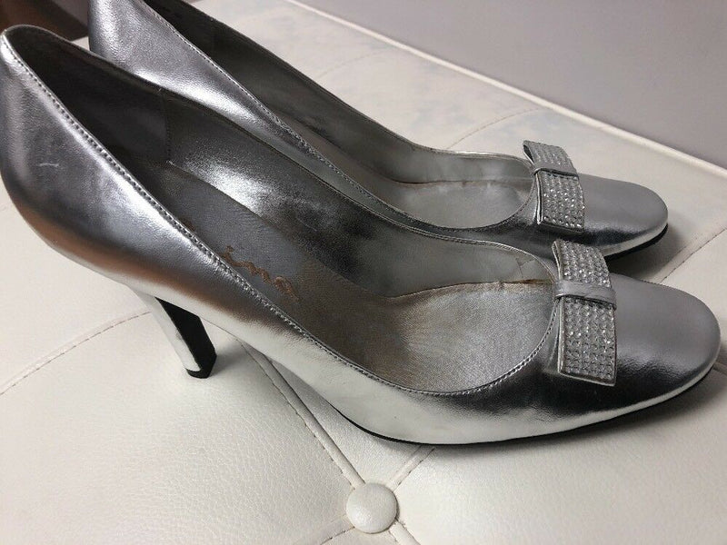 A Touch of Nina Silver  Dressy Square Toe Pumps Slip Ons Women's Size US 11M