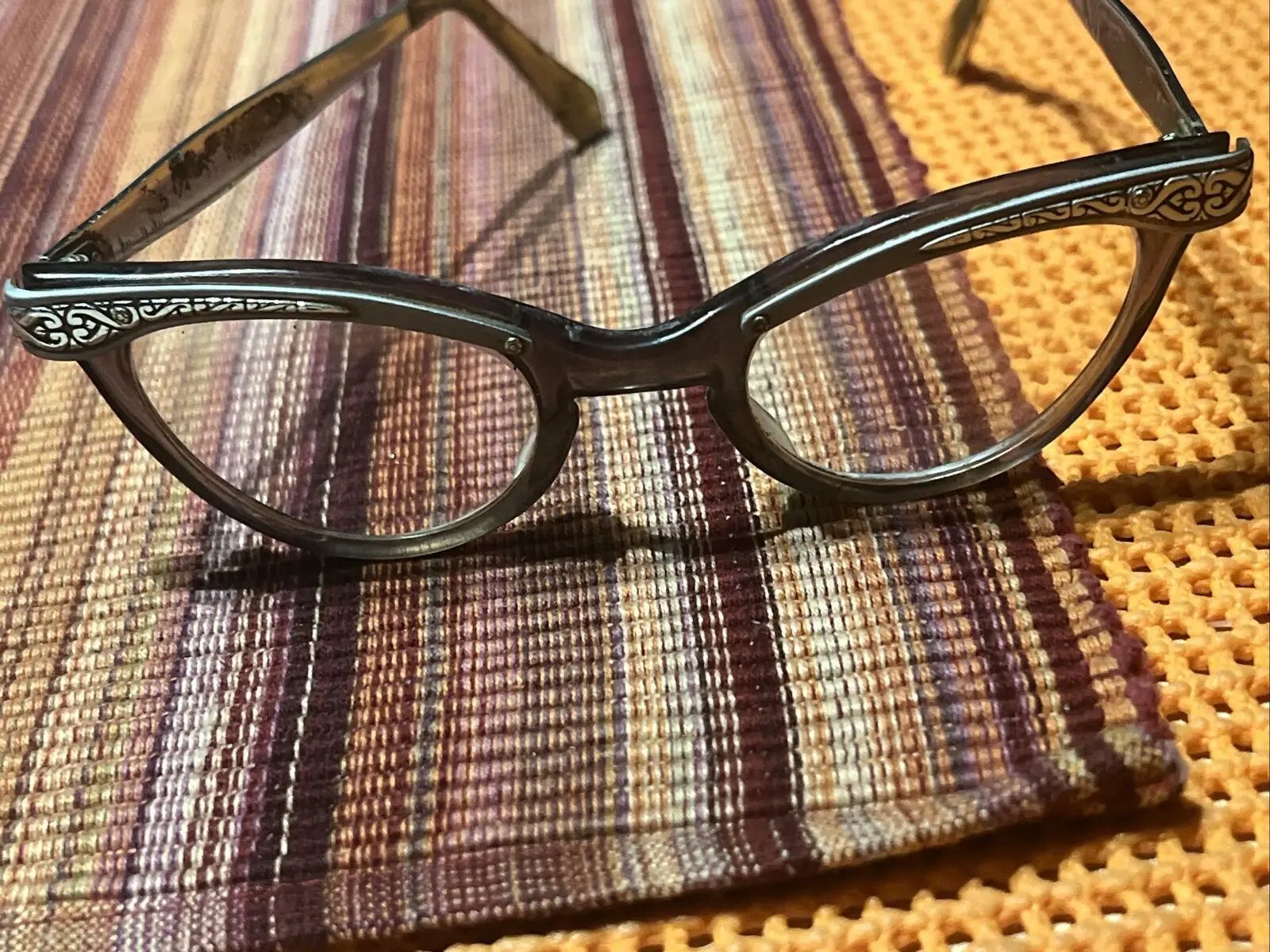 Cat Eye'-Silver on Silver-Vintage Eye Glass Frames-UOC-Aluminum-(4-5 1/2)-U.S.A by UOC