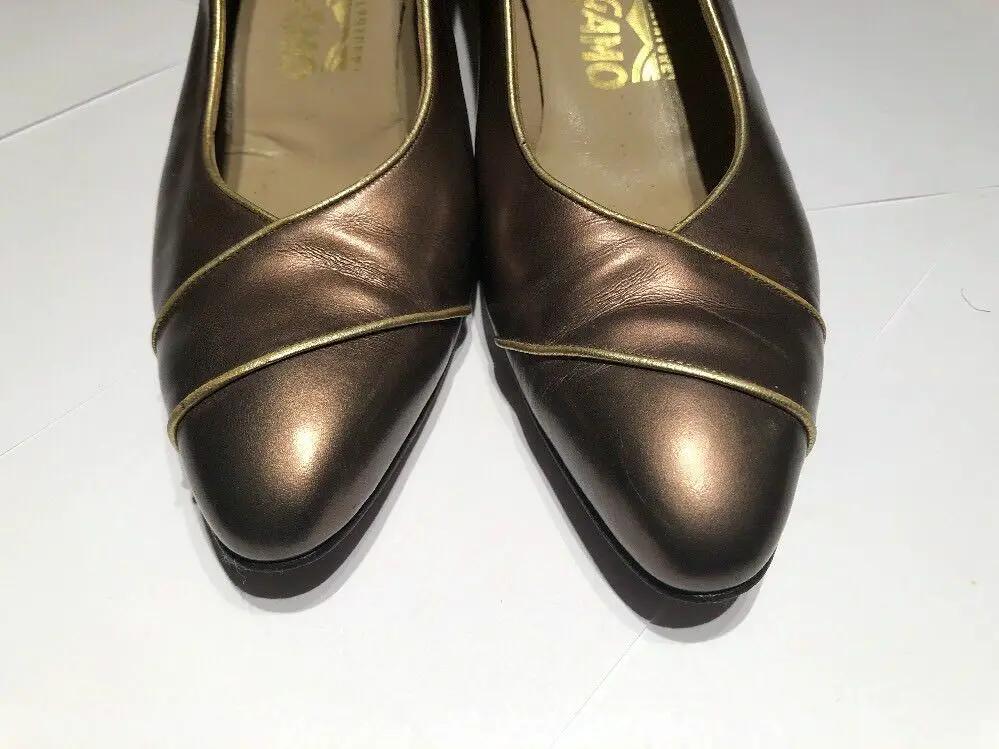 Vintage Salvatore Ferragamo 7.5 AAA Back Pumps by Salvatore Ferragamo