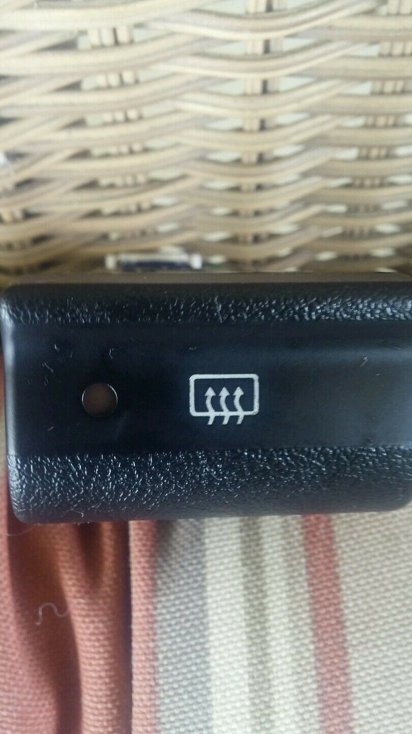 1996  OEM Infiniti  rear/defogger/ fog switch 5x16u IN GOOD CONDITION