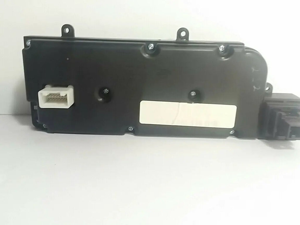 Fine 04 05 06 Nissan Quest Radio display face plate w/o nav OEM CC911 280985Z00B by Nissan
