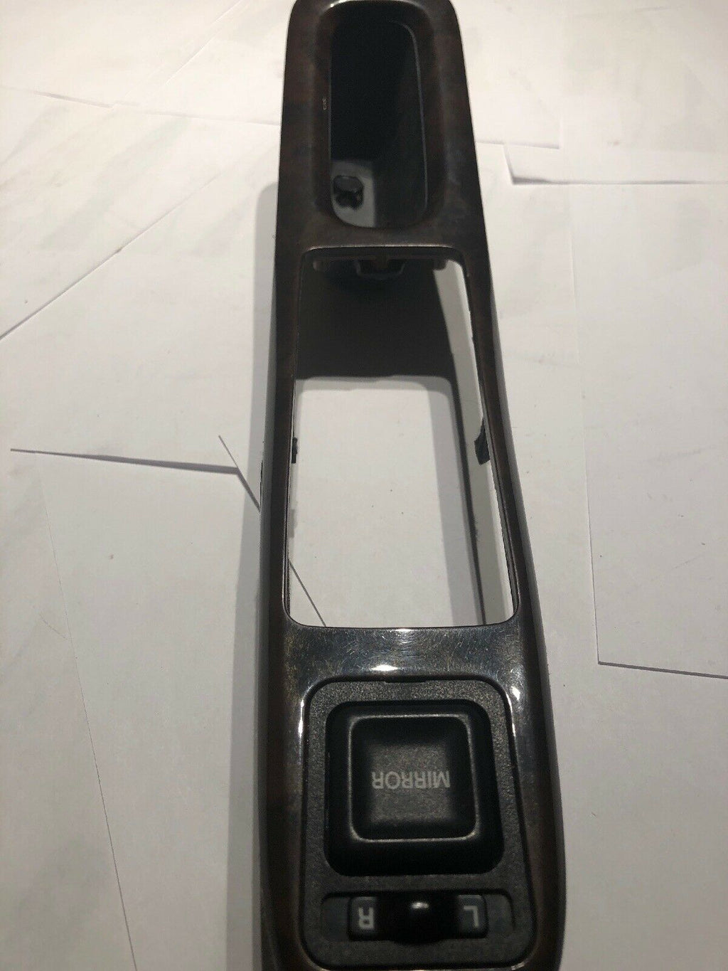 CR-V NEW FRONT DOOR PANEL POWER MASTER WINDOW SWITCH TRIM BEZEL CAP DRIVER LF