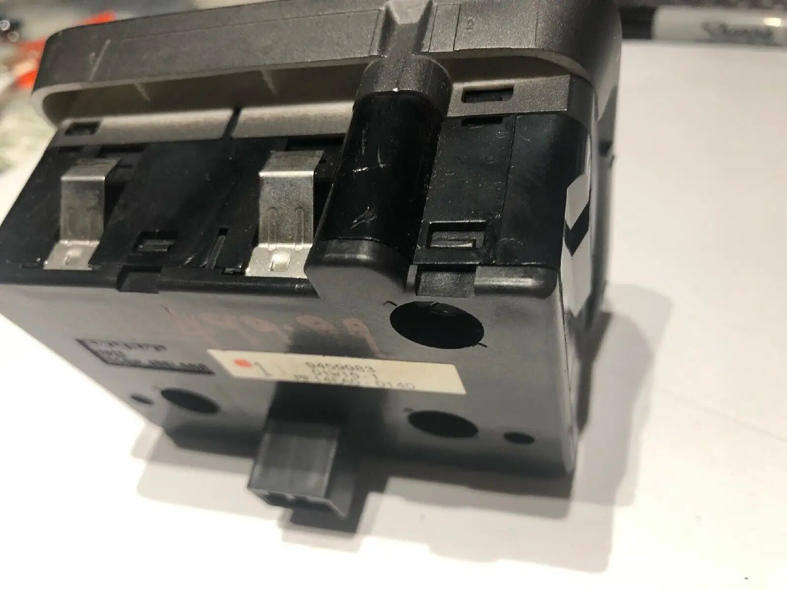 9459983; VOLVO S80 OEM Headlight Switch 99 00 01 02 03 by Volvo