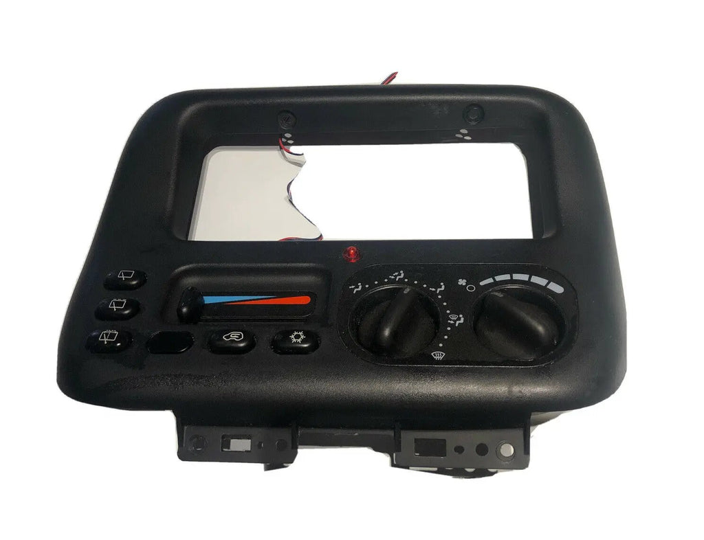 PO 4677915AB 1996-2000 VOYAGER GRAND CARAVAN OEM CLIMATE CONTROL UNIT 1998 1999 by oem plymouth / dodge
