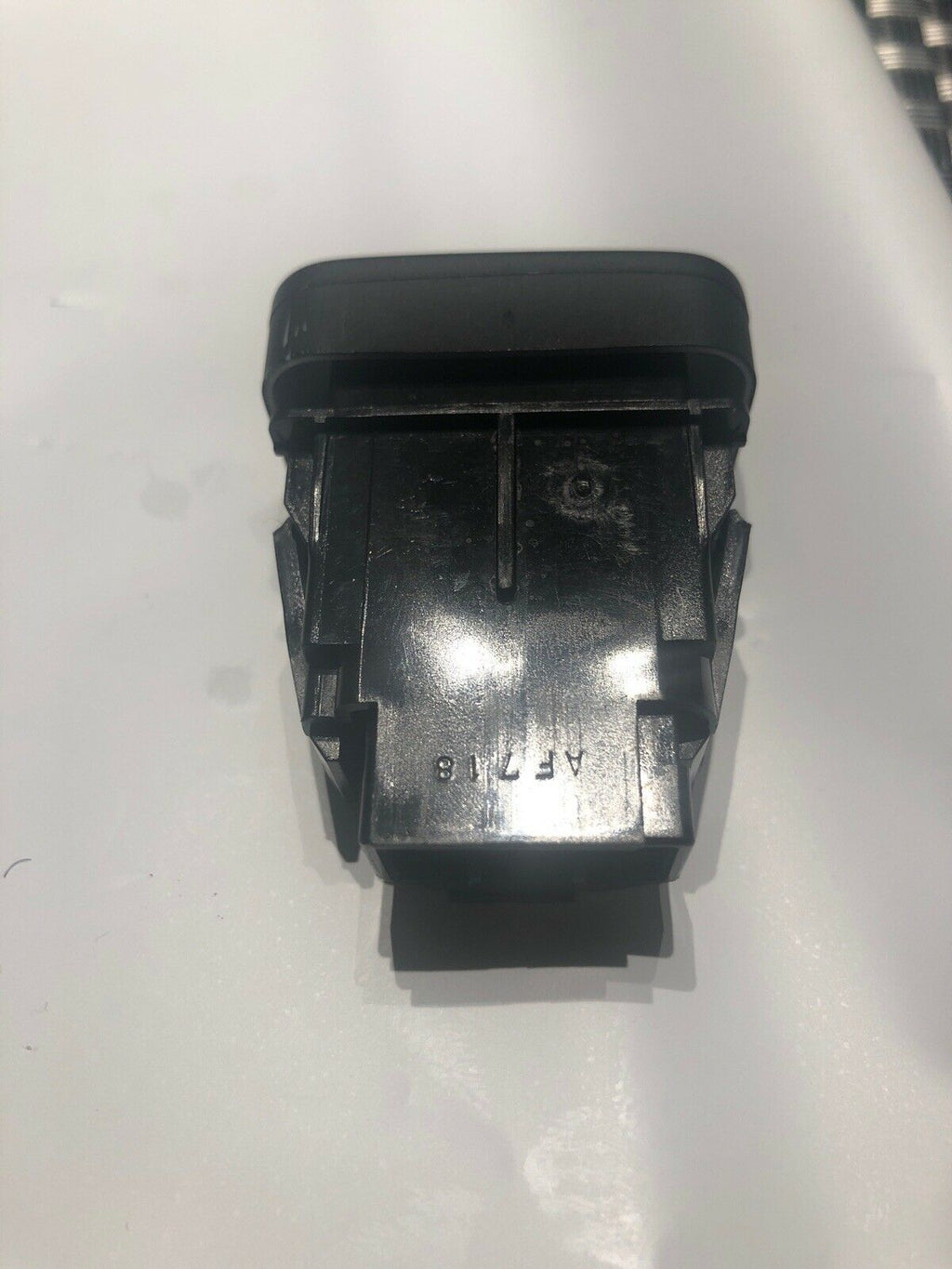 HONDA ODYSSEY OEM 05 06 07 08 09 10 VSA control OFF SWITCH button 2005-2010