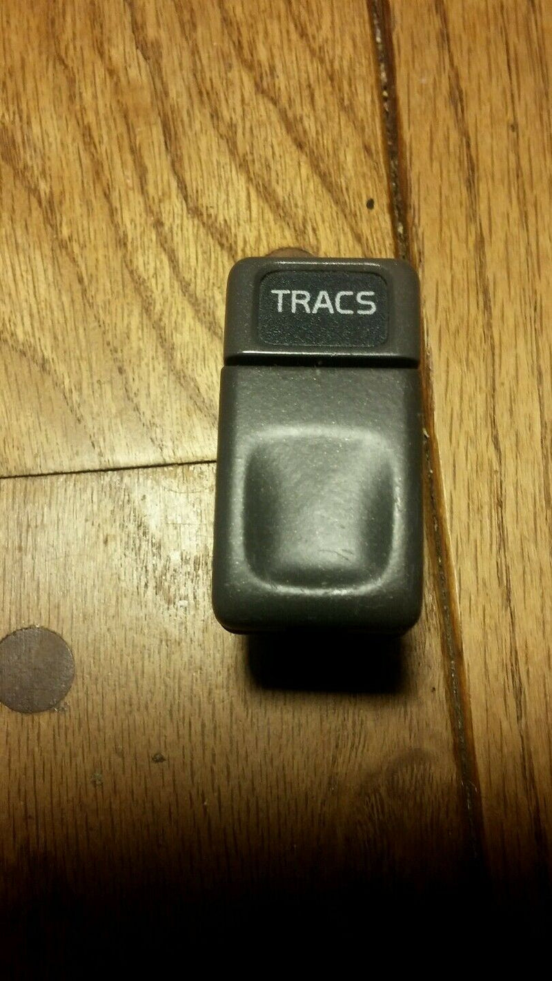 SHIPS SAME DAY! Volvo 9162953 Traction Control Switch TRACS  V70   60 DAY RETURN