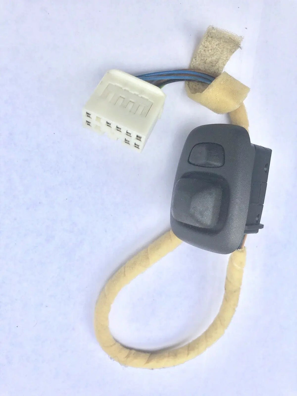 OEM Volvo V70 S70 C70 Power Side View Mirror Switch 9148959 Good Condition by Volvo